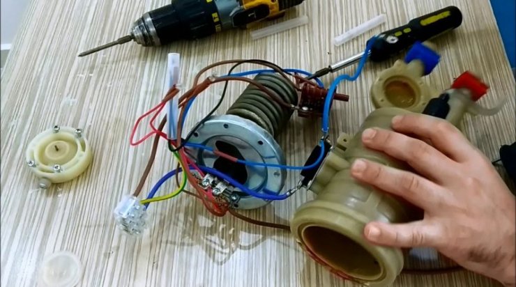 Termosifon Elektrik Kaçırıyor